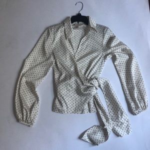 H&M Off-White button up blouse wrap top